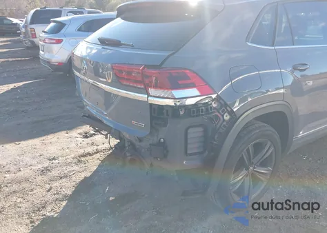 2020 Volkswagen Atlas Cross Sport 3.6L V6 Se W/Technology/3.6L V6 Se W/Technology R-Line from USA, damaged, VIN 1V26E2CA9LC218693